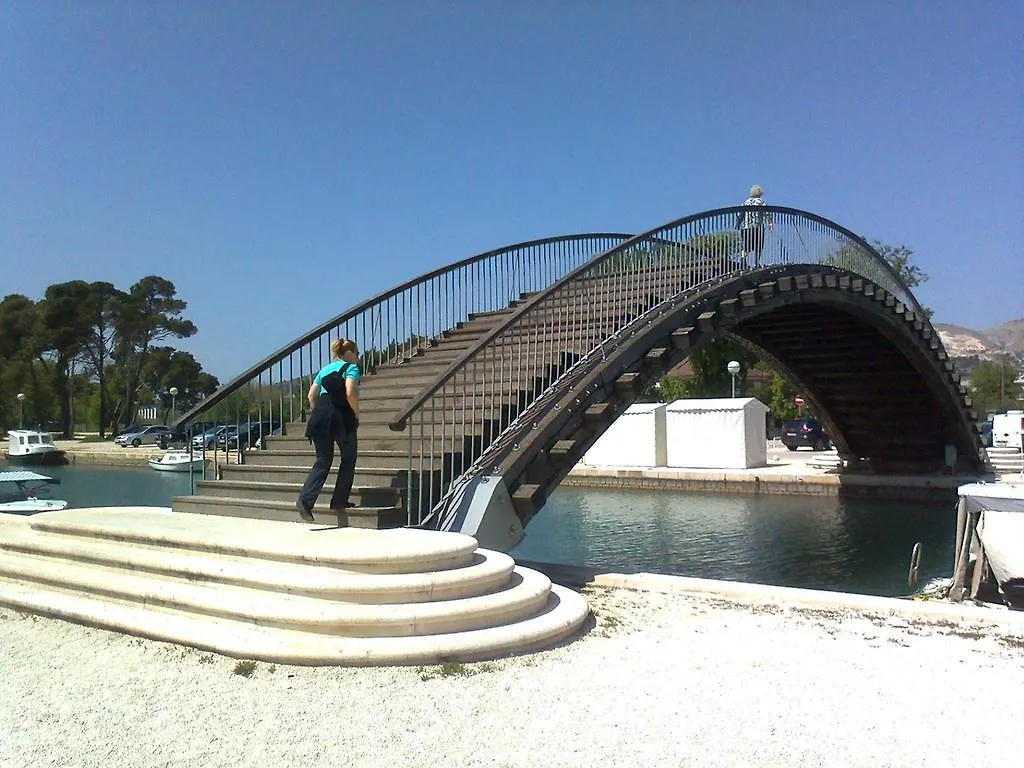 Hostel Marina Trogir