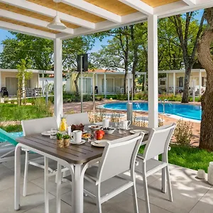 Ulika Mobile Homes - Naturist Parco vacanze Červar-Porat