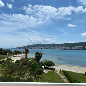 M&n Trogir