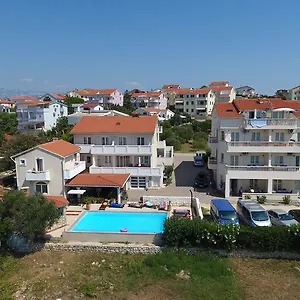 Jurac Apartament Povljana